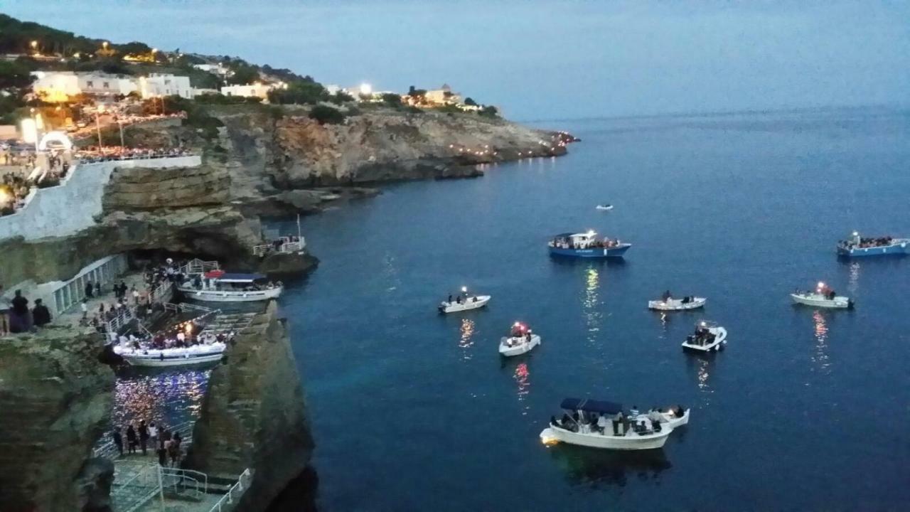 Villa Alda - Bilocali Vista Mare サンタ・チェザーレア・テルメ エクステリア 写真
