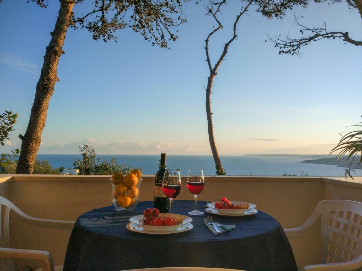 Villa Alda - Bilocali Vista Mare サンタ・チェザーレア・テルメ エクステリア 写真